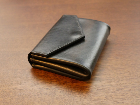 イギリス産　馬革　折り紙デザイン　財布　エンベロープ　コンパクト　ウォレット　ミニ　黒　本革 4枚目の画像