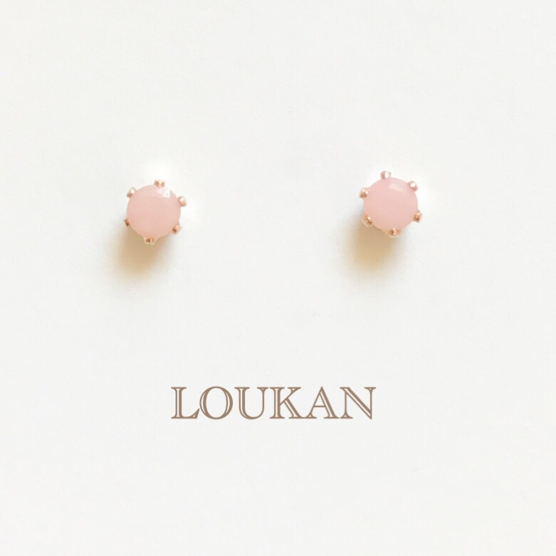 天然石ピンクオパール一粒ピアス