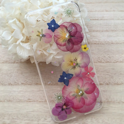 お花いっぱいピンクスミレのiPhone7/iPhone8ケース⑱ 1枚目の画像