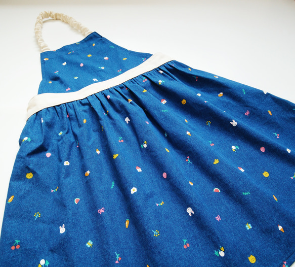 子供用エプロン☆三角巾セット☆ドレスみたいな☆デニム風ミニモチーフ【レッド・ネイビー】 7枚目の画像