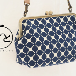 【受注制作】キャロル【インクブルー】　がまぐちショルダーバッグ 1枚目の画像