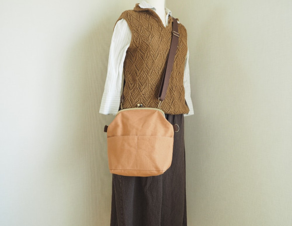 【現品限定・サンプルセール】帆布がまぐち2wayショルダーバッグ　≪モカベージュ≫ 3枚目の画像