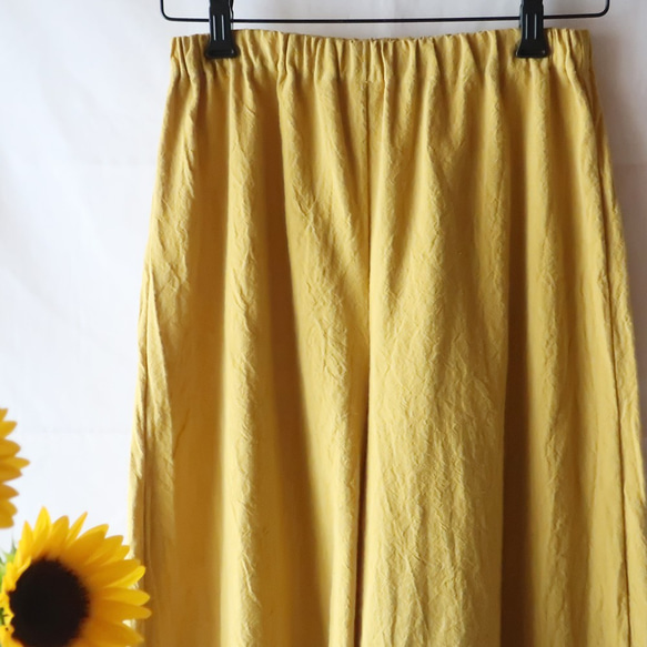 亞麻和棉質喇叭褲（自由/黃色） 第7張的照片