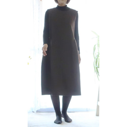 亞麻棉混紡連衣裙（自由/深棕色） 第4張的照片