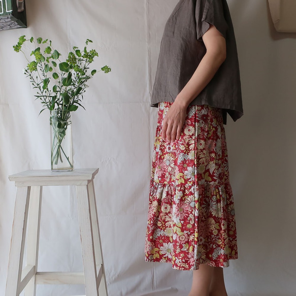 100％純棉3層分層裙（免費/ Akaji花卉圖案） 第5張的照片