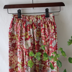 100％純棉3層分層裙（免費/ Akaji花卉圖案） 第7張的照片