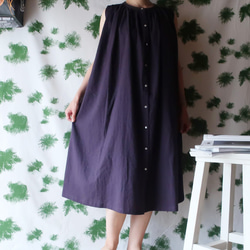 亞麻棉質肩背連衣裙（免費/紫色） 第5張的照片