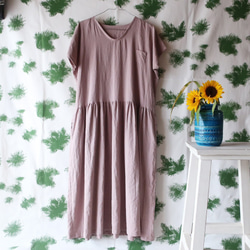 亞麻棉質褶皺連衣裙（免費/淺粉紅色） 第7張的照片