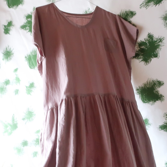亞麻棉質褶皺連衣裙（免費/淺粉紅色） 第10張的照片