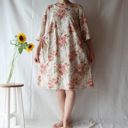 亞麻棉質花朵側邊連衣裙（2L-3L /花朵圖案） 第4張的照片
