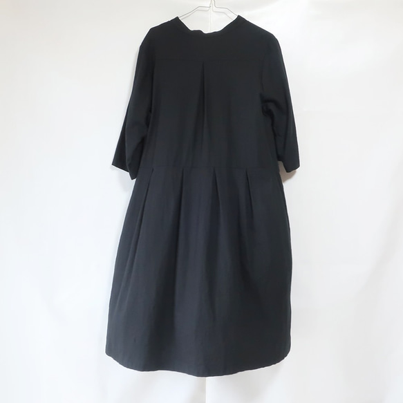 亞麻棉質立領連衣裙（免費/黑色） 第10張的照片