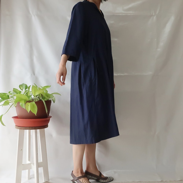 亞麻棉質立領連衣裙（免費/深藍色） 第7張的照片