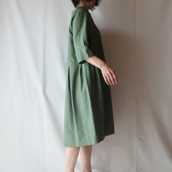 亞麻棉質立領連衣裙（免費/綠色） 第4張的照片
