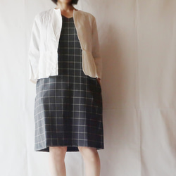 羊毛混紡V領杜爾曼連衣裙（自由/灰色格子圖案） 第4張的照片