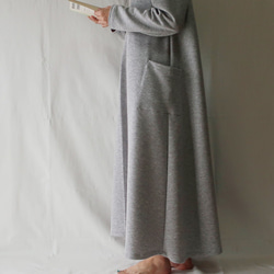 100％棉質針織長連衣裙（免費/灰色） 第2張的照片