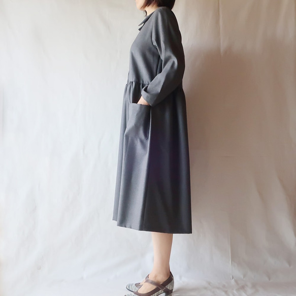 羊毛混紡純色連衣裙（免費/灰色） 第7張的照片