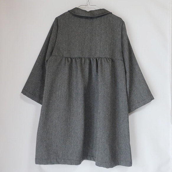 100％聚酯纖維純色連衣裙（免費/人字紋淺灰色） 第10張的照片