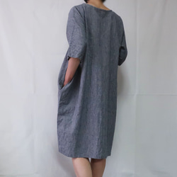 亞麻和棉質落袋洋裝（自由/淺藍色圖案） 第4張的照片