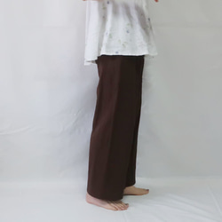 亞麻棉直筒褲（自由/深棕色） 第4張的照片