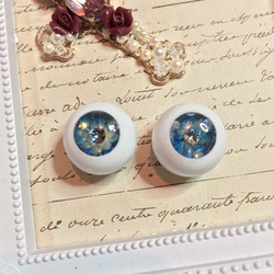 レジンアイ18mm 水中花アイ 新作 BLUE FLOWER UVカット加工 保証付き 球体関節人形 SD ドールアイ 2枚目の画像