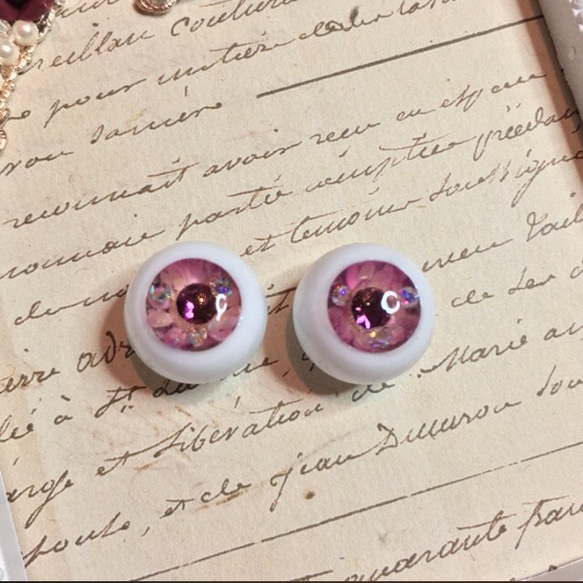 レジンアイ15mm 水中花アイ PURPLE FLOWER UVカット加工 保証付き ドールアイ 球体関節人形 幼SD 2枚目の画像