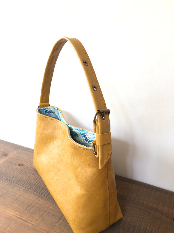 ☆受注制作☆ 本革《コンパクトバッグ》 onehandle mini bag（マスタードイエロー）simple 3枚目の画像