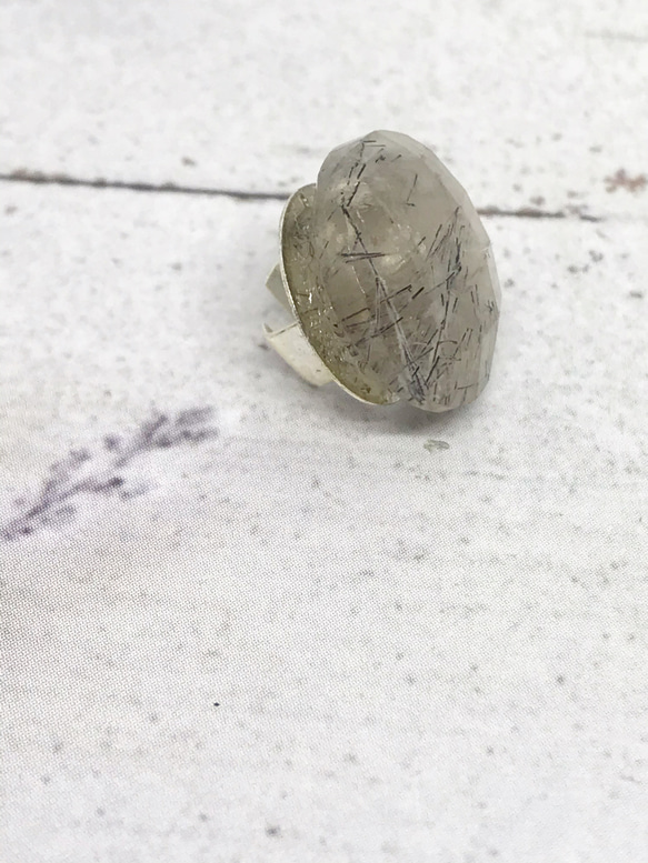 296. 天然石　シルバールチル　ルチルクォーツ　カッティング　ヘアゴム 4枚目の画像