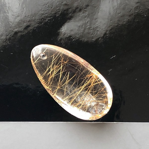 ルチルクォーツ[44] 12Cts 穴あきルース 天然石 天然石 Attic Natura