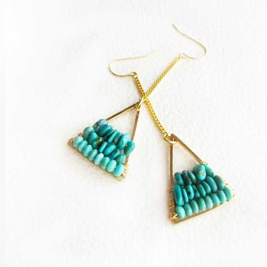 ターコイズ ピアス さざれ石 (チップ) フープピアス イヤリング トライアングル 14kgf  誕生日  贈り物