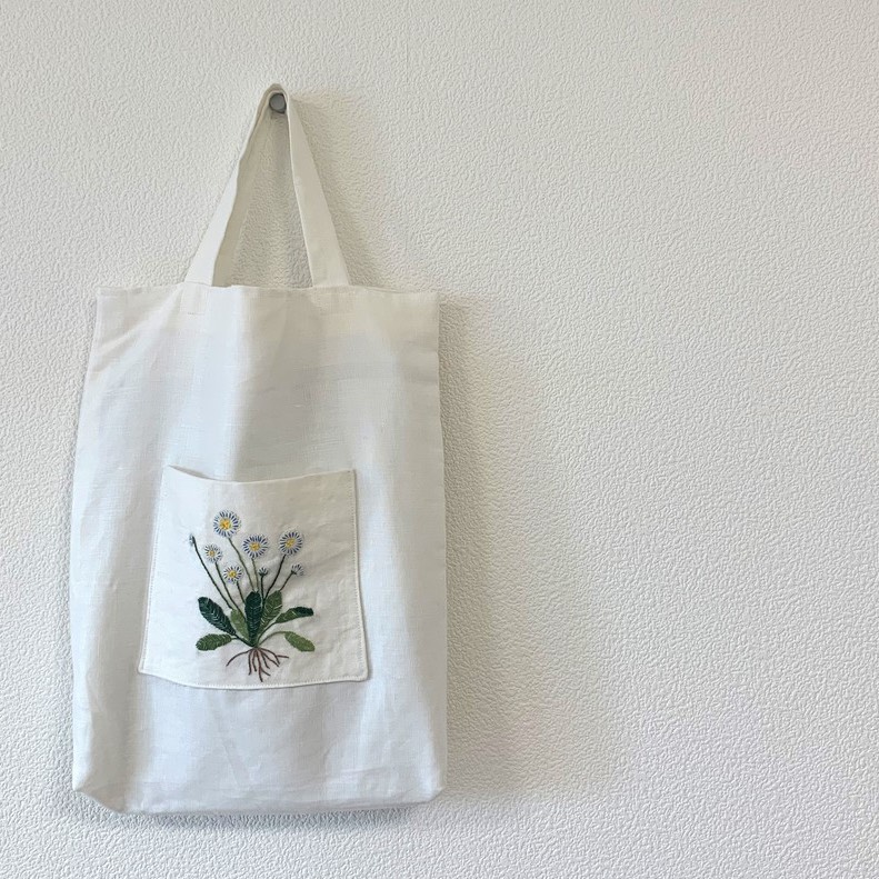 まんまのまんま　刺繍　手提げトート　新品タグ付き まんまのまんま 刺繍 手提げトート 新品タグ付き まんまのまんま