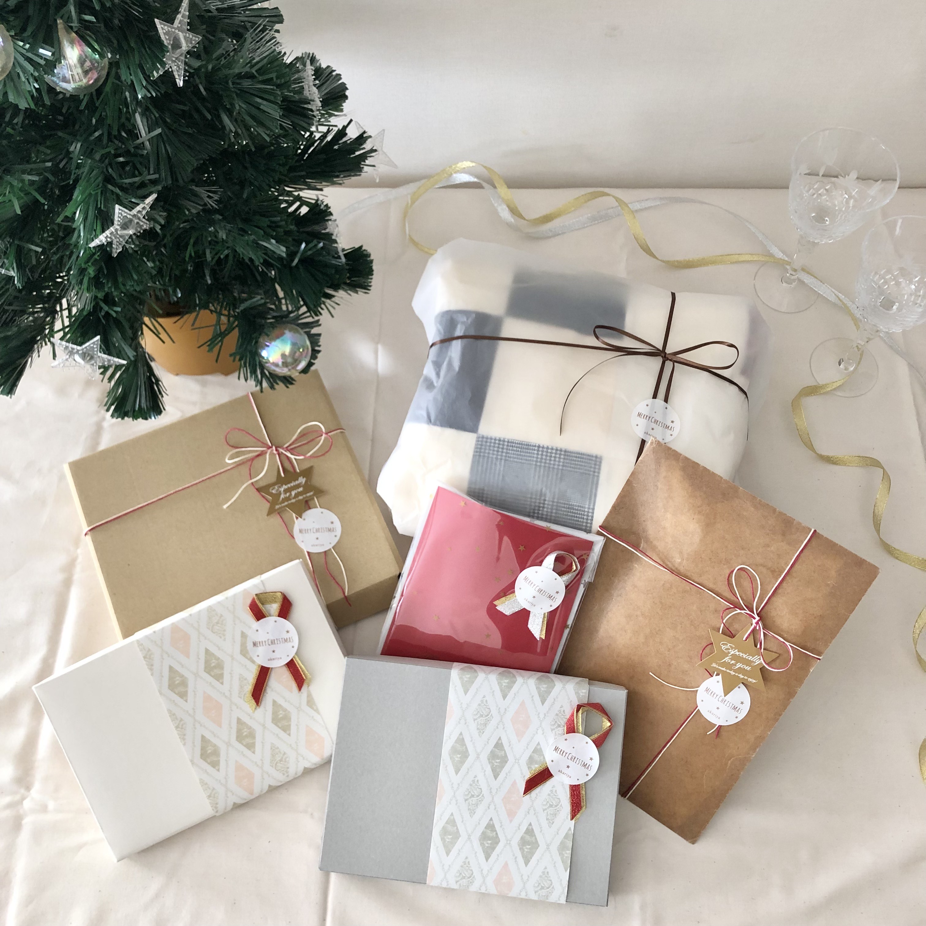 【レア】ぶーちゃんのわくわくクリスマスギフトBOX ギフトゥール【宝箱】クリスマス（金ピカサンタ） Mサイズ