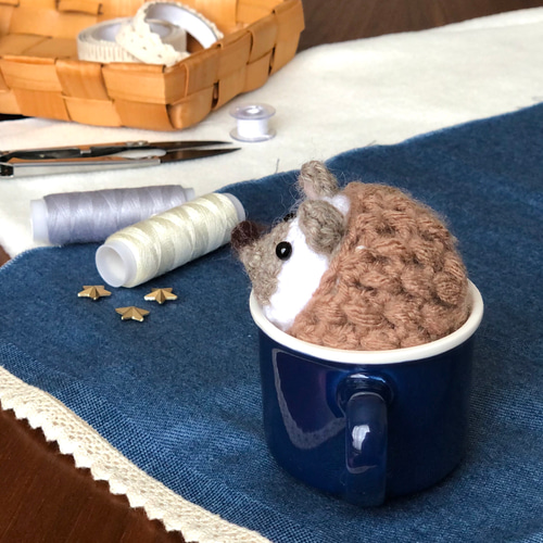 『きりのなかのはりねずみクッション ぬいぐるみ(はりねずみ)』 Cube-Works_Works