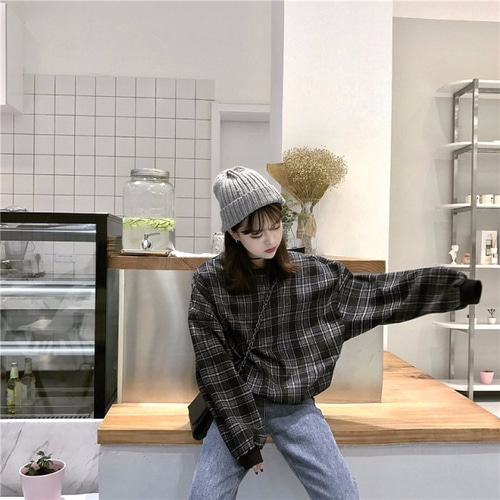 チェック柄トップスふんわり袖で今っぽstyleに♪ゆるカワな新鮮コーデ