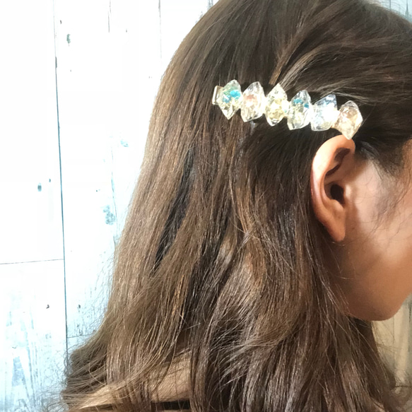 花鉱石のヘアクリップ  レジンアクセサリー 5枚目の画像