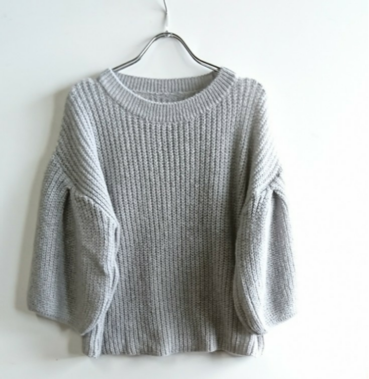☆送料無料☆【日本製】フレアスリーブニット