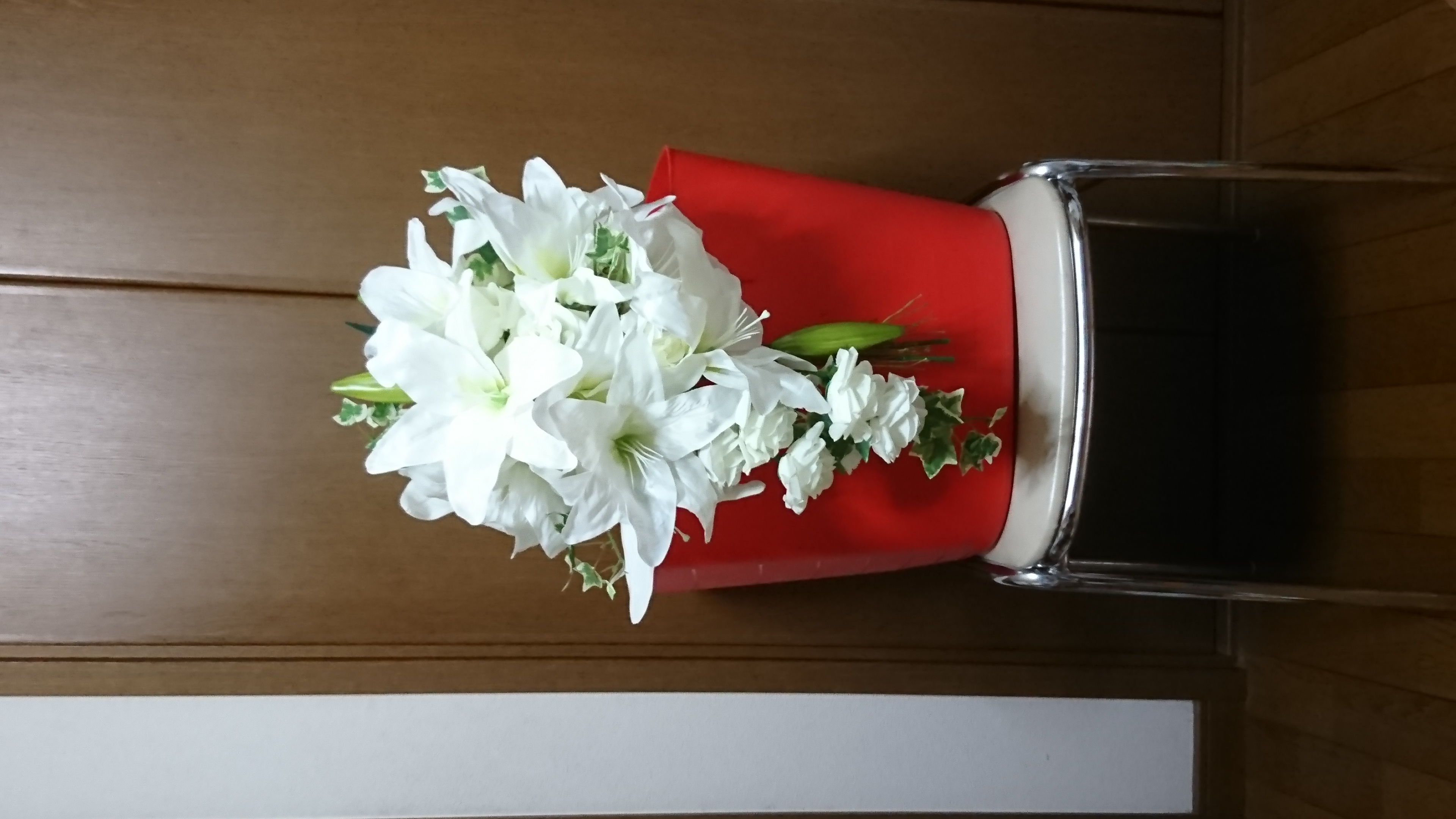カサブランカとバラのブーケ 造花です