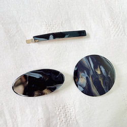 ヘアクリップ ヘアピン　大理石風　マーブル　シェル　ゴールドラメ　ブブラック　3個セット 4枚目の画像
