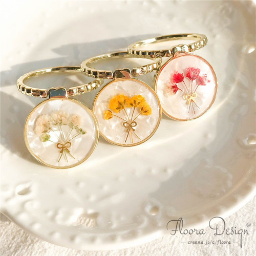 ぎっしりかすみ草のスマホリング　bluegraymix ぎっしりかすみ草のスマホリング bluegraymix