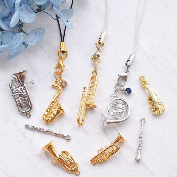 【ストラップ】ミニチュア楽器と選べる誕生石・イニシャルのストラップ 1枚目の画像