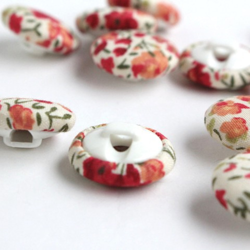 リバティプリント くるみボタン《小花レッド》16mm ○3個ワンセット