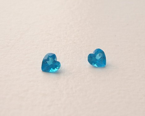 アパタイト（ハート 4×4mm）1粒 ルース 天然石 038単 天然石 (有