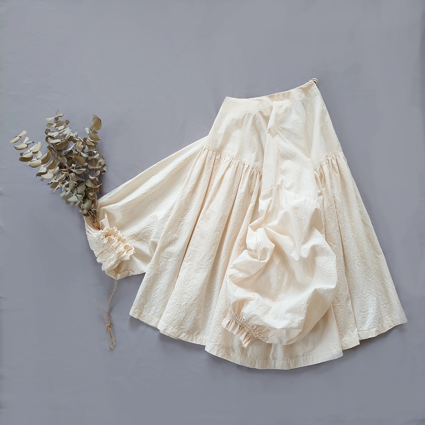 切り替えギャザーブラウス