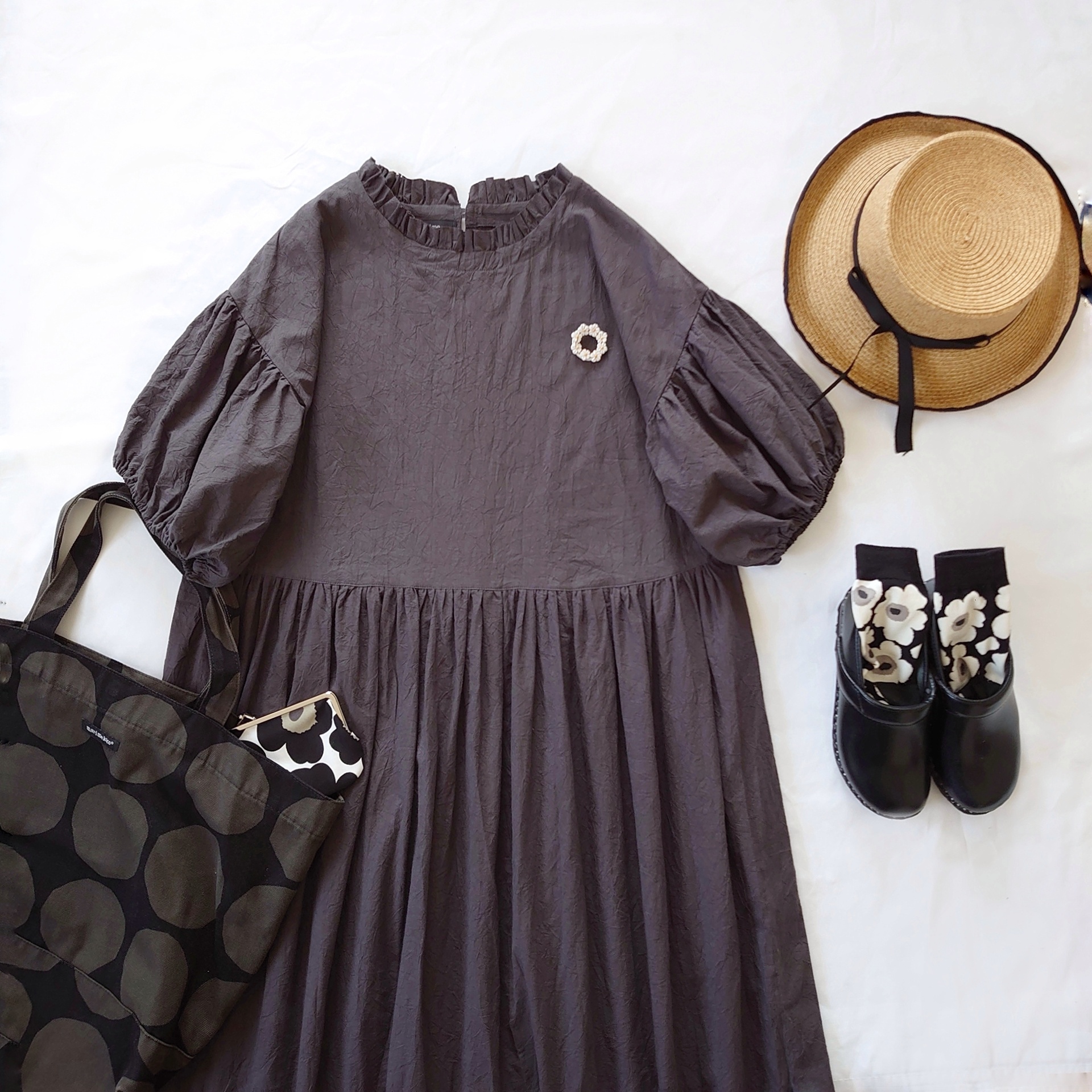 【19色展開】フリルネックワンピース 5分袖type 14,664円