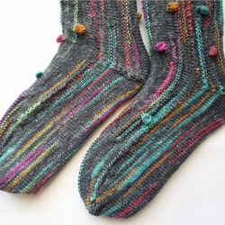 opal 手編みの靴下 縦編みソックス レリーフ編み こんぺいとう 3枚目の画像