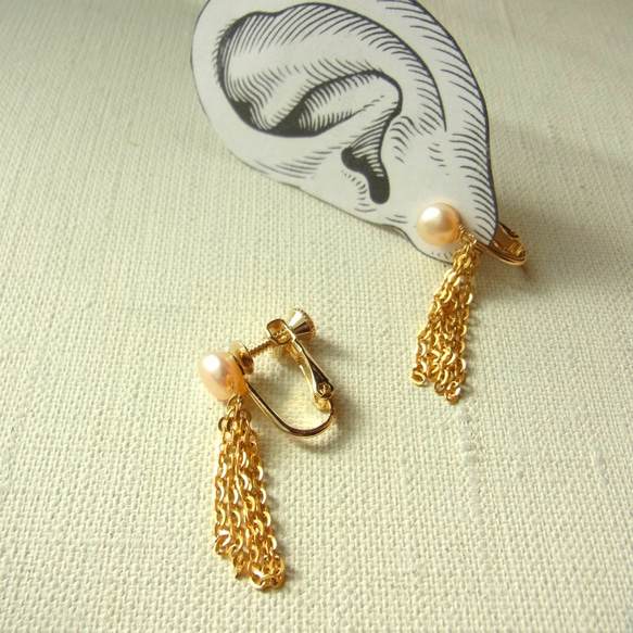 淡水珍珠及流蘇的夾式耳環 第1張的照片