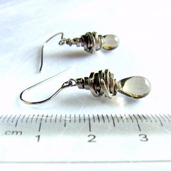 圓錐3  鈦金屬勾式耳環  也可變更成為夾式耳環 第4張的照片