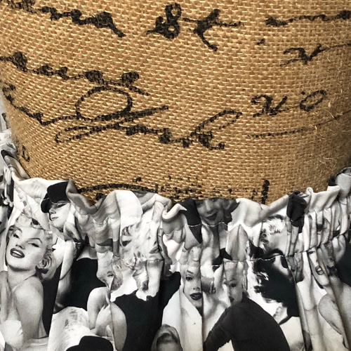 ☆送料無料！☆【 Marilyn Monroe ( マリリンモンロー