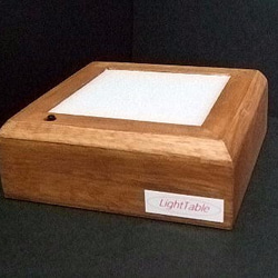 オルゴナイトなどレジン製品の展示用又は鑑賞用のLEDライトテーブル（S）送料無料 1枚目の画像