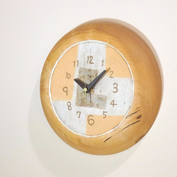 栃の木の丸い掛時計　NO.0706 2枚目の画像