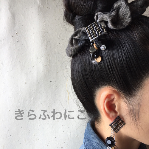 2wayスクエアレジンチャーム付きシュシュ／ヘアゴム・バッグチャームに 